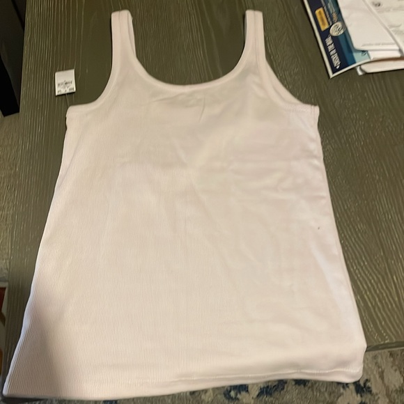 Pink Tank Top - Picture 5 of 5